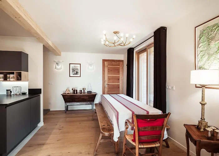 Mont Plaisir - Au Pied Des Drus * 霞慕尼