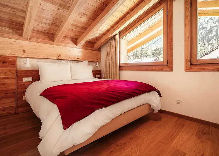 Mont Plaisir - Au Pied Des Drus *