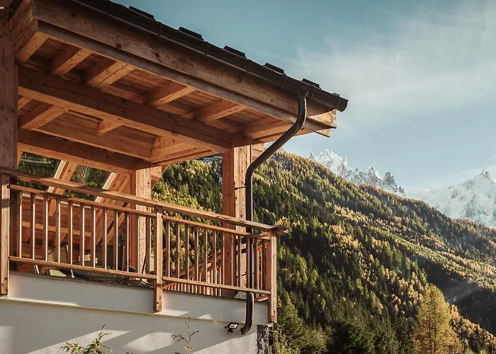 Mont Plaisir - Au Pied Des Drus